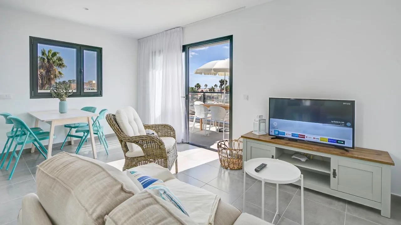 דירות קלטה דה פוסטה Aloha Bay Caleta Penthouses